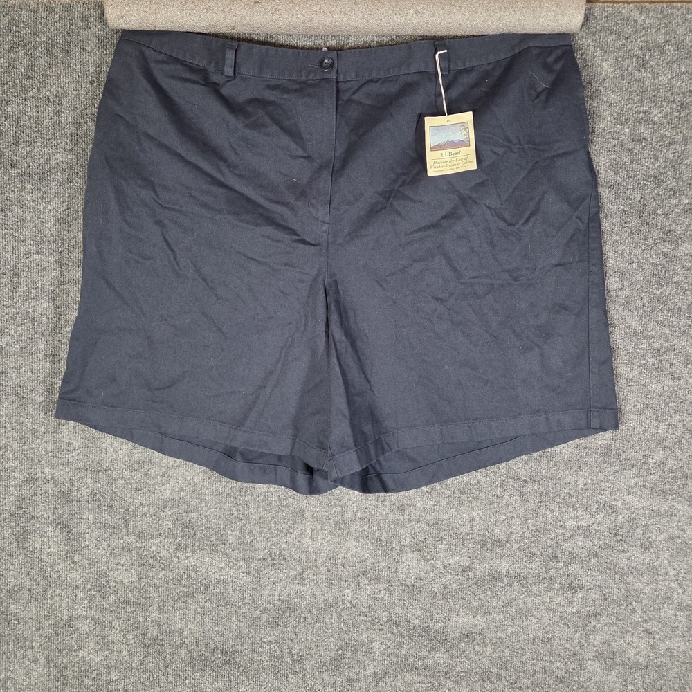 L.L. Bean Women's Shorts 26W Navy Blue Classic Fit Curvy Wrinkle Resistant NWT